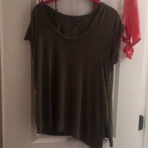 Flowy and super soft Tee